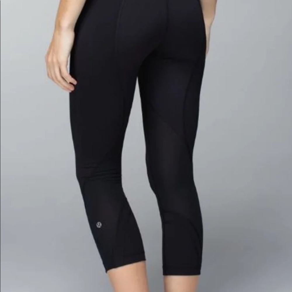 Lululemon run inspire crop